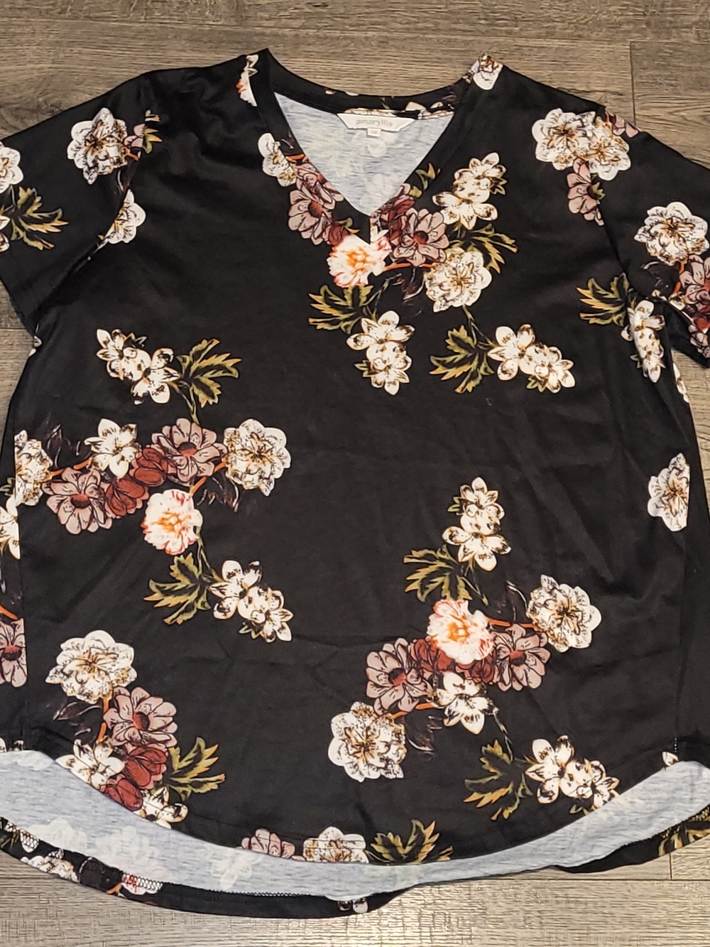 Floral V-Neck Short Sleeve Top - Black with Cream & Rust Flowers 2X